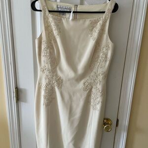 Vtg Maggy London Size 8 Ivory Beaded Sheath Dress 🤍✨